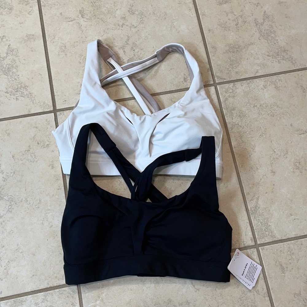 Lululemon stash it all bra